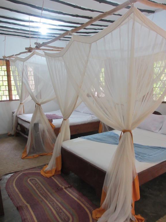 Upepo Boutique Beach Bungalows 2*